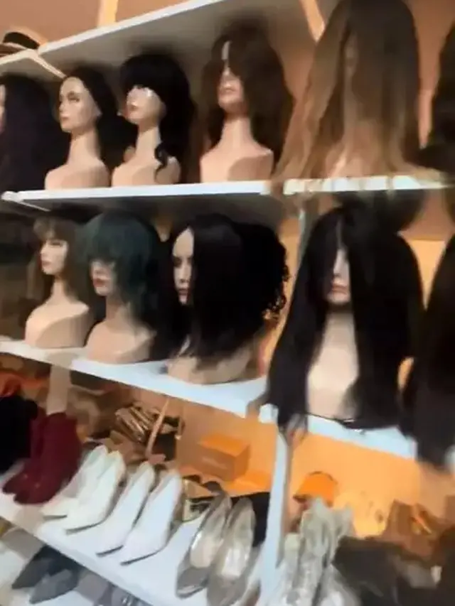 Potret walk in closet Rina Nose (Sumber: TikTok/@anaktv_pecintakorea)