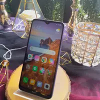 Smartphone untuk liburan. (Foto: Fimela/ Iffah Nurahmah)