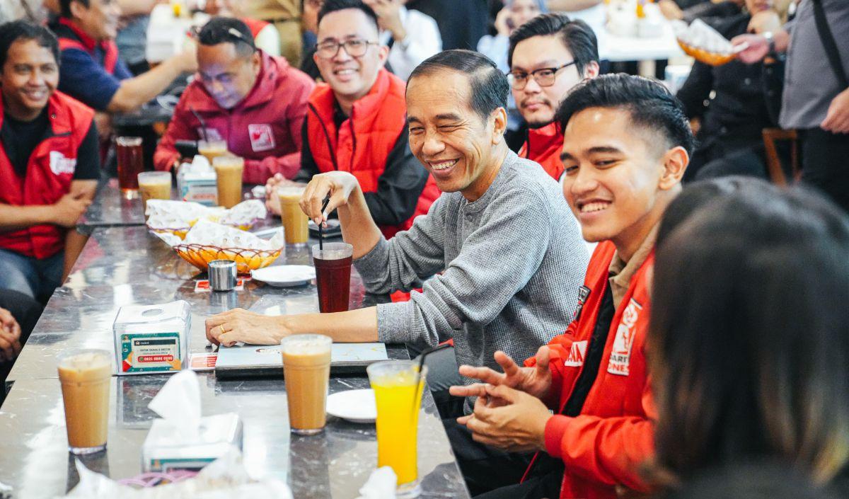 Kaesang 'Kode' Jokowi akan Pakai Jaket Bertuliskan Ketum PSI