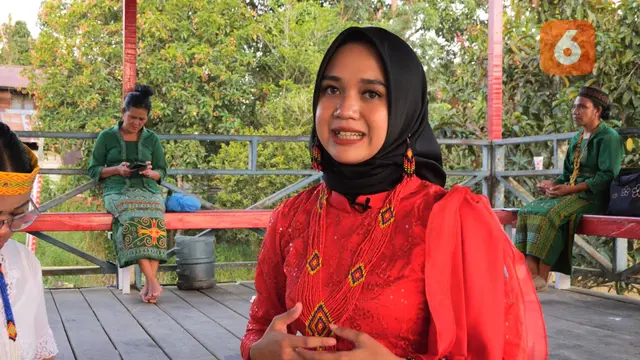 Gadis Dayak