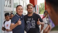 Ketua PSSI, Mochamad Iriawan, mendapat dukungan dari suporter Timnas Indonesia di Malaysia. (dok. PSSI)