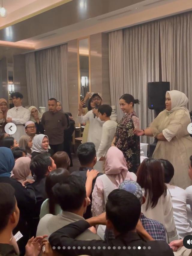 6 Potret Nagita Slavina Bukber Bareng Karyawan, Rafathar dan Rayyanza Ikut Ramaikan