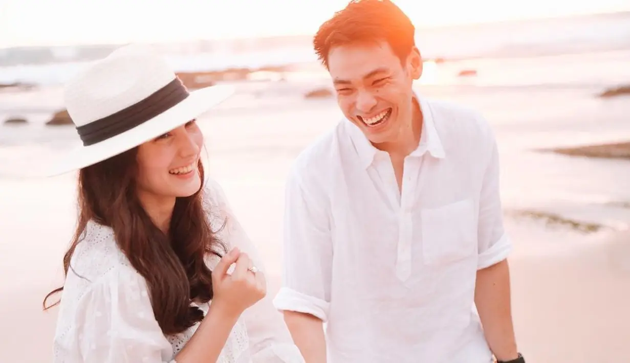 Chelsea Islan dan Rob Clinton (Instagram/robclintonkardinal)