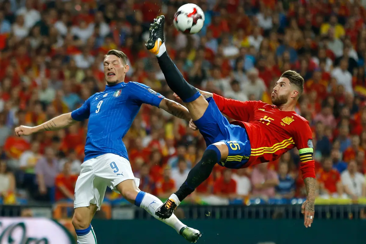 Spanyol-Italia
