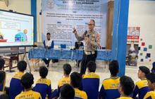 Police Goes to School: Satlantas Banjarmasin Gencarkan Edukasi Keselamatan Lalu Lintas Pelajar