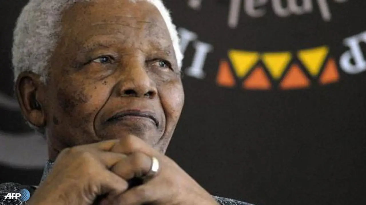nelson-mandela-b130329b.jpg