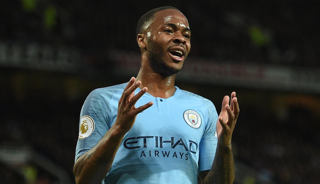 4. Raheem Sterling - Sterling juga memiliki kemungkinan besar untuk hengkang dari Manchester City. Pemain sayap yang cukup diperhitungkan ini banyak diminta klub-klub eropa. (AFP/Oli Scarff)