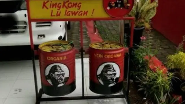 7 Foto Tulisan Lucu di Tempat Sampah Ini Bikin Senyum-Senyum Sendiri