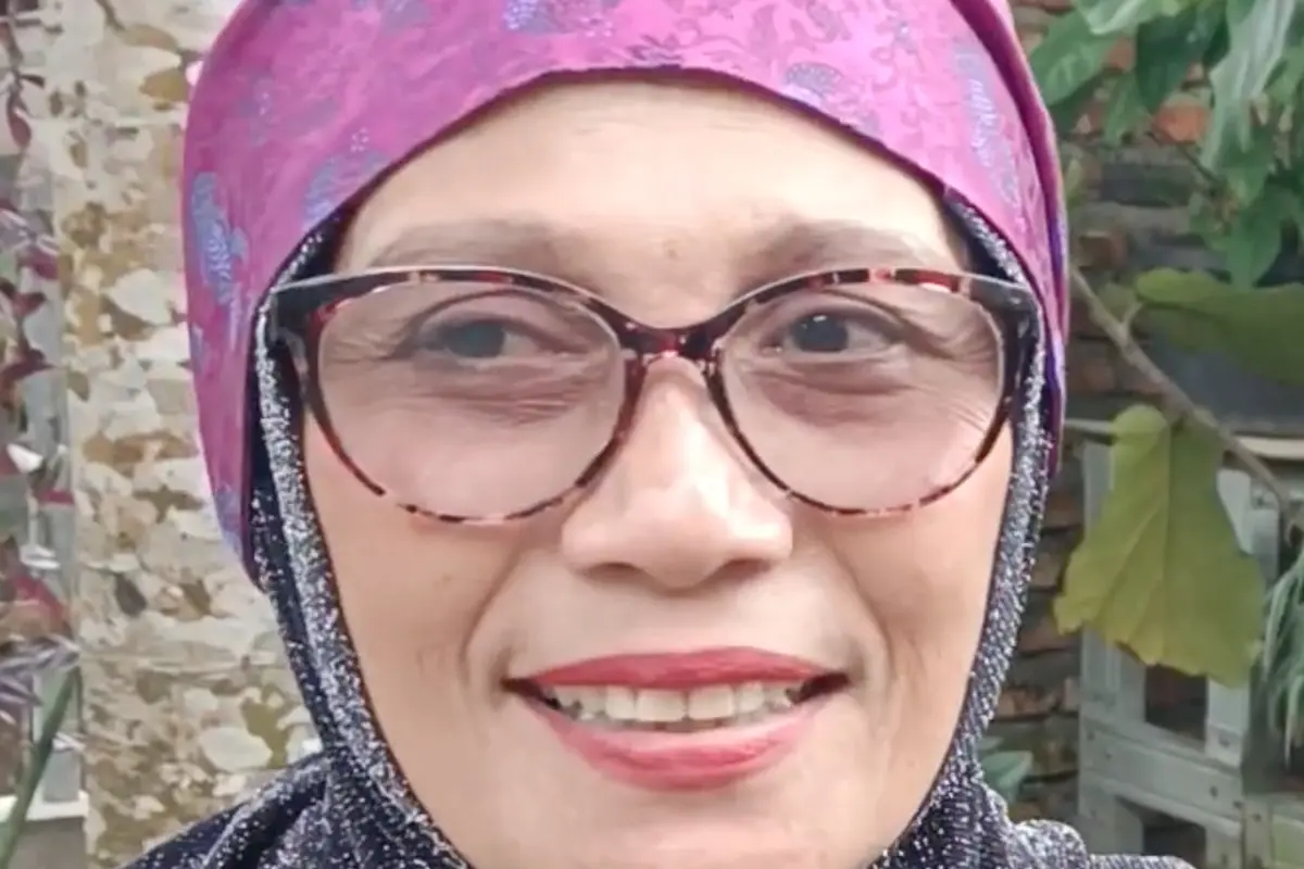 Nursyah ibunda Indah Permatasari. (Foto: Dok. YouTube Nursyah Garden)