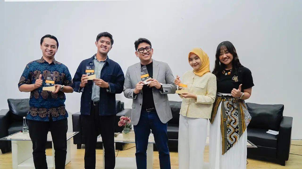 AI dalam 3 Babak_ Playbook untuk Pemain Next Gen Al  bersama Dr. Arie Wahyu Wijayanto (Politeknik Statistik STIS), Bagus Chandra Wibawa (BNI), Fajar Jaman (IYKRA), Nadya Nurlita (IYKRA), dan Melina Anggita (IYKRA)