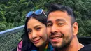 Raffi dan Nagita termasuk pasangan selebriti yang suka menarik perhatian publik. Mereka juga suka memperlihatkan kemesraan mereka di depan kamera. (Liputan6.com/raffinagita1717)