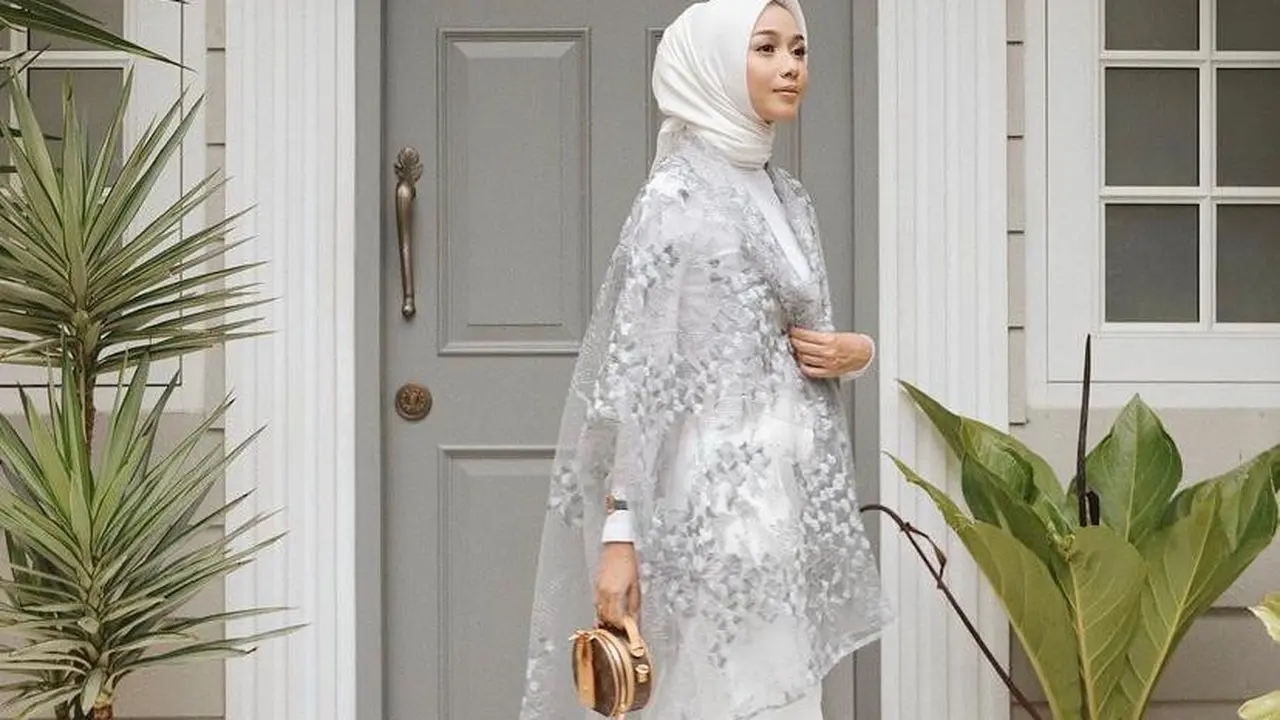 10 Ide Padu Padan Celana Kulot untuk Kondangan, Cocok untuk Hijabers
