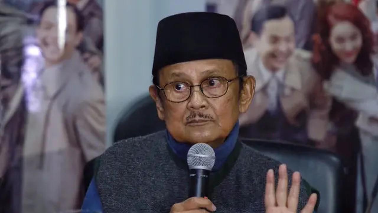 Biografi BJ Habibie, Presiden ke-3 yang Dijuluki Bapak Teknologi Indonesia