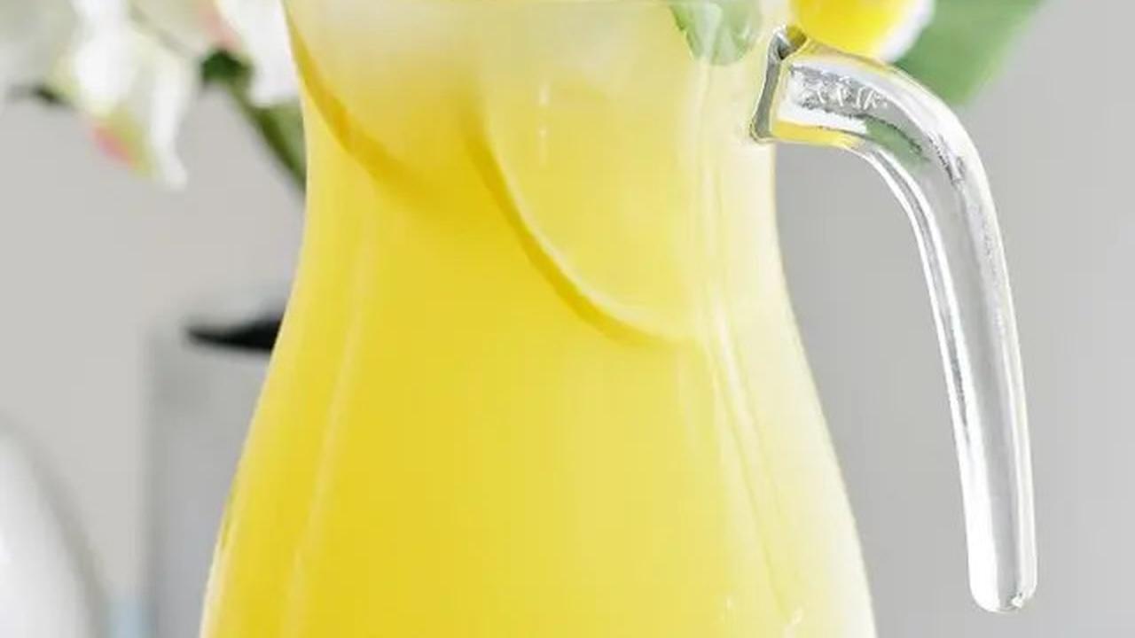 Cara Membuat Es Lemon Sederhana yang Ampuh Turunkan Kolesterol