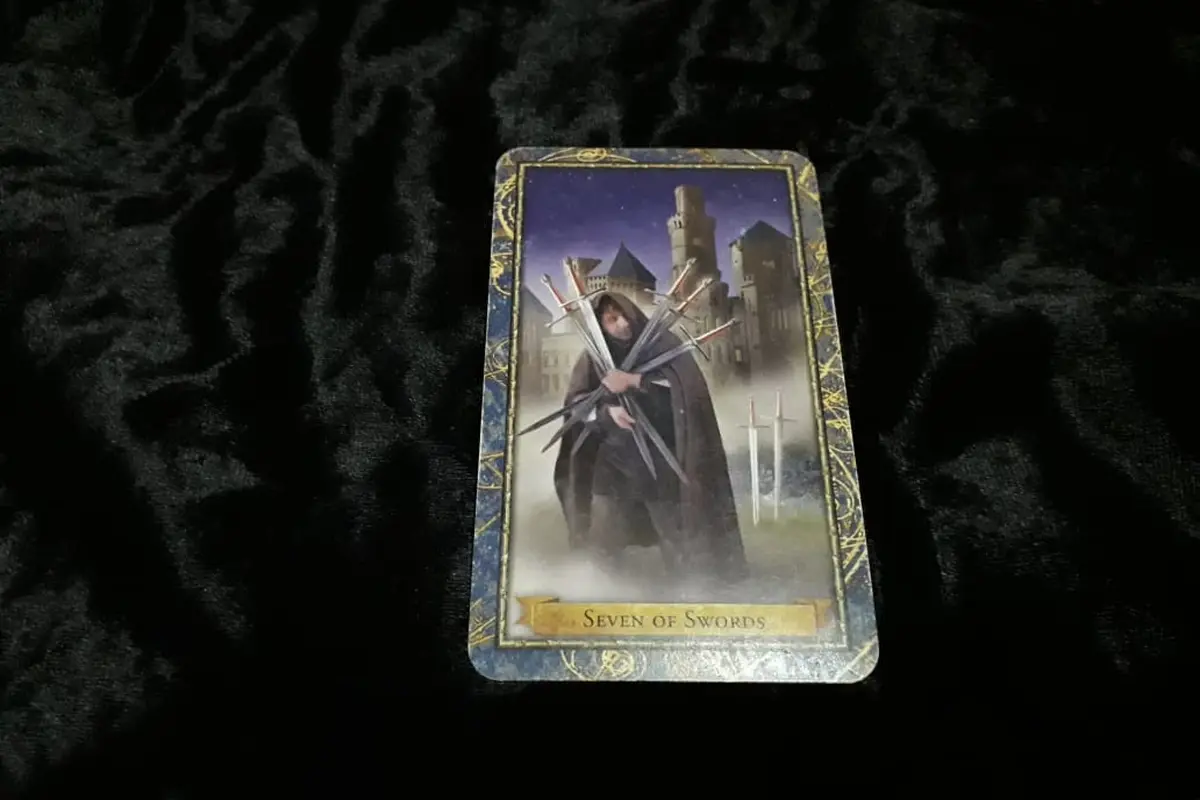 Tarot Hari Ini Sabtu, 18 Agustus 2018