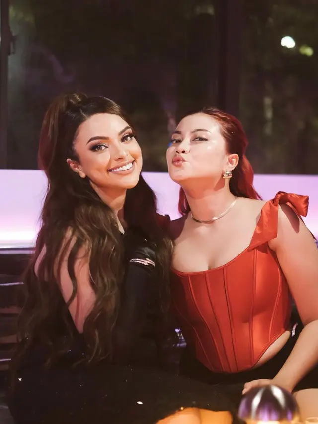 Potret Hanum Mega dan Sara Ahmad (Instagram/@real.hanummegaa)