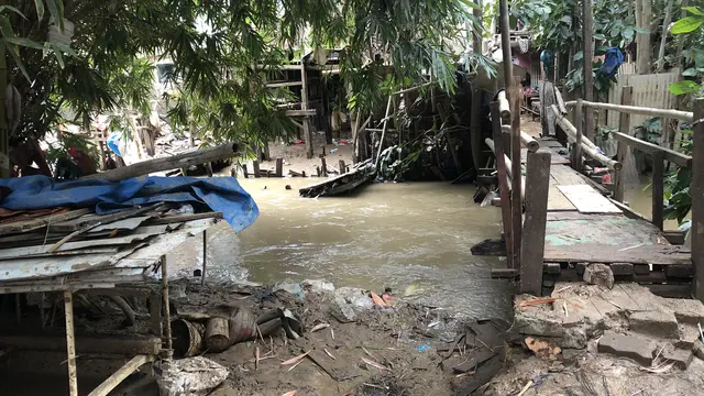 Banjir telah surut, terlebih untuk warga di bantaran Sungai Ciliwung, khususnya di Bidara Cina, Jakarta Timur