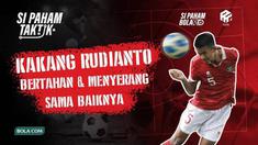 Berita Video, Kakang Rudianto adalah pemain sepak bola profesional Indonesia yang bermain sebagai bek tengah untuk klub Liga 1 Persib Bandung. Tapi di ajang AFF U-19 Coach STY memasang Kakang menjadi wing back! menariknya, pada posisi ini Kakang terl...