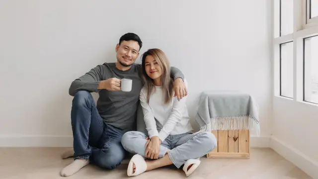 couple agustus saling dukung karier