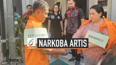 Polisi menggelar rekonstruksi penangkapan Nunung dan suami di kediaman Nunung di Tebet. Dalam rekonstruksi itu terungkap bahwa Nunung telah lama menggunakan Narkoba. Selain itu dalam penangkapan ada upaya Nunung menghilangkan dan merusak barang bukti...