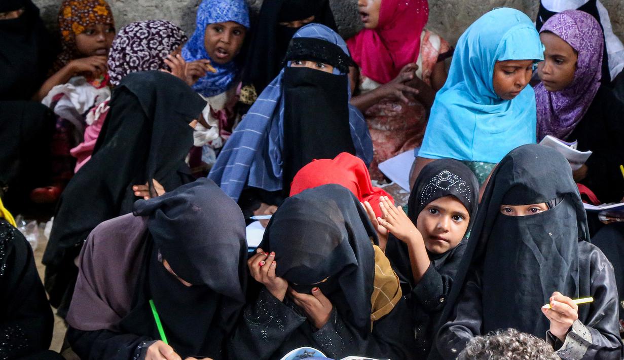 Perserikatan Bangsa-Bangsa (PBB) meyakini puluhan ribu warga Yaman tewas dalam konflik tersebut, sementara 14 juta orang berisiko kelaparan. (Khaled ZIAD/AFP)