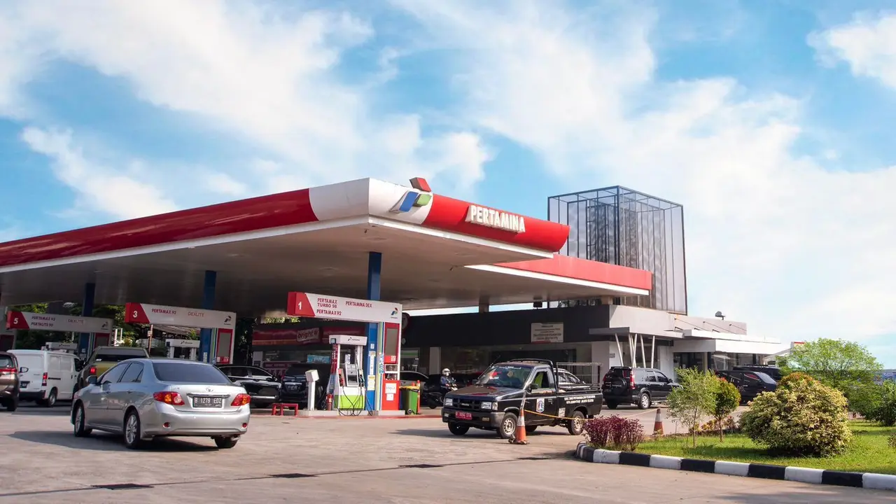 Pertamina tidak segan memberikan sanksi apabila menemukan SPBU yang melakukan kecurangan dalam bentuk apapun termasuk yang terkait BBM subsidi. (Dok Pertamina Patra Niaga)