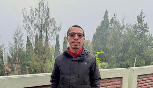 Fotografer dokumenter sekaligus founder photography tours Mahacaraka, Sandy Wijaya. Liputan6.com/Iskandar