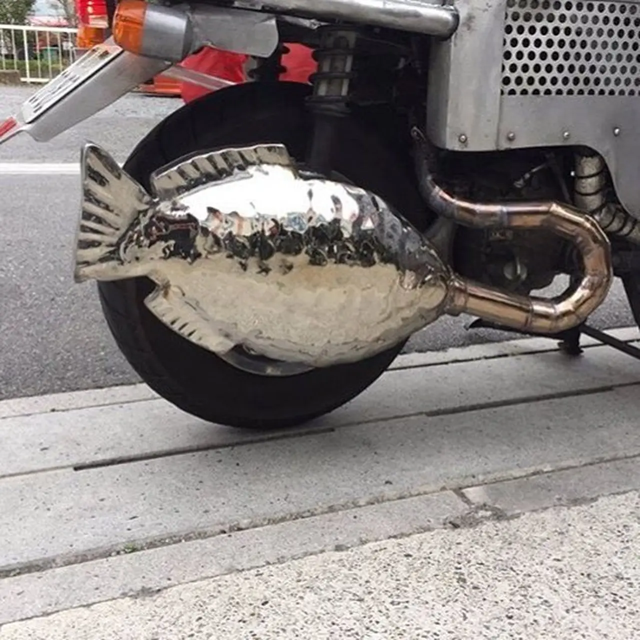 Punya Desain Absurd, Ini 7 Potret Modifikasi Knalpot Motor yang