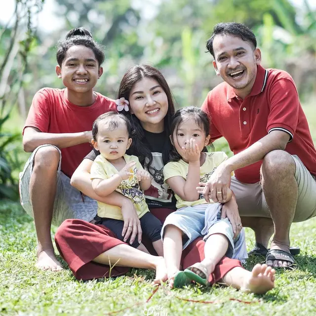 [Fimela] Ruben Onsu dan Sarwendah