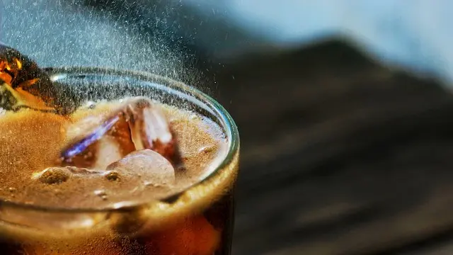 Minuman bersoda, salah satu pemicu kolesterol jahat jika dikonsumsi berlebihan/pixabay