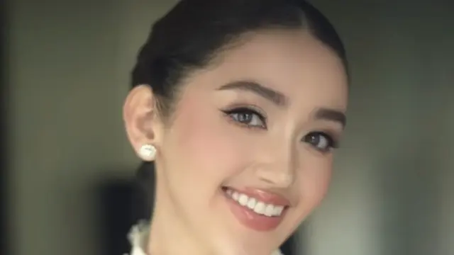 Resmi Menikah, Ranty Maria Tampil Cantik Effortless dengan Rossy Nude Soft Glam di Hari Pernikahan