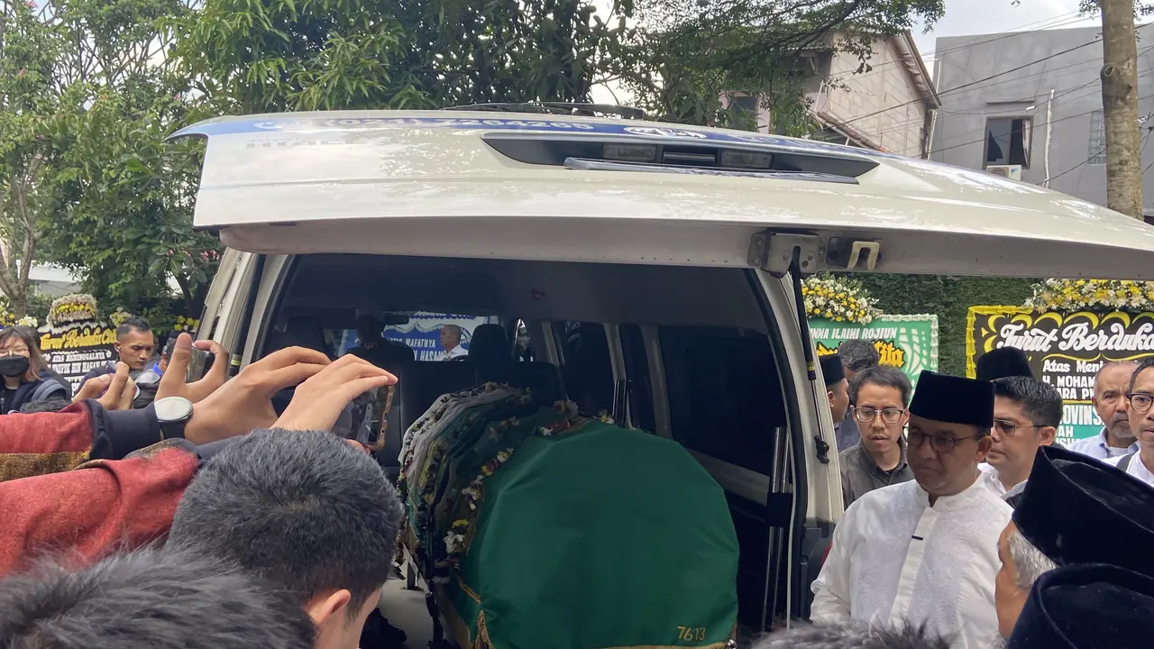 Mantan gubernur DKI Anies Baswedan mengenang momen terakhirnya bersama Mantan Wakil Ketua DPRD DKI Jakarta dari Fraksi Gerindra, M Taufik (Liputan6.com/Muhammad Radityo Priyasmoro)