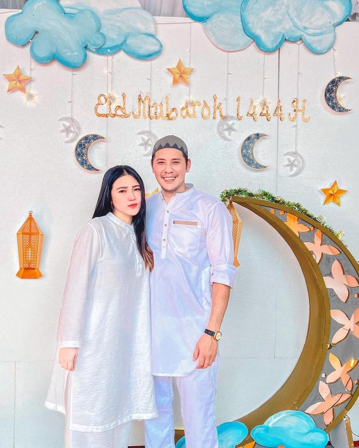 Merayakan Idul Fitri Pertama Dengan Sang Suami