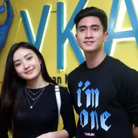 Natasha Wilona dan Verrell Bramasta kini sedang ramai dibicarakan soal kedekatan mereka. Belum diketahui status mereka yang sebenarnya, namun sudah banyak yang mengatakan keduanya sudah berpacaran. (Nurwahyunan/Bintang.com)
