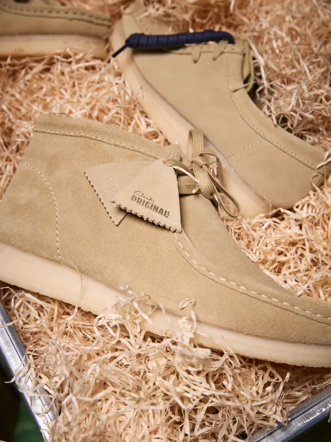 Koleksi Terbaru Clarks Original Wallabee (photo by Clarks Indonesia)