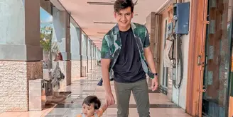 Isu keretakan rumah tangga Tia Ricis dan Teuku Ryan mencuat setelah keduanya tak lagi mengunggah foto kebersamaan.