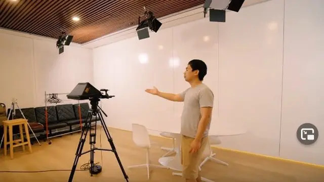 Salah satu bentuk bagian kantor sekaligus rumah Raditya Dika (Youtube)
