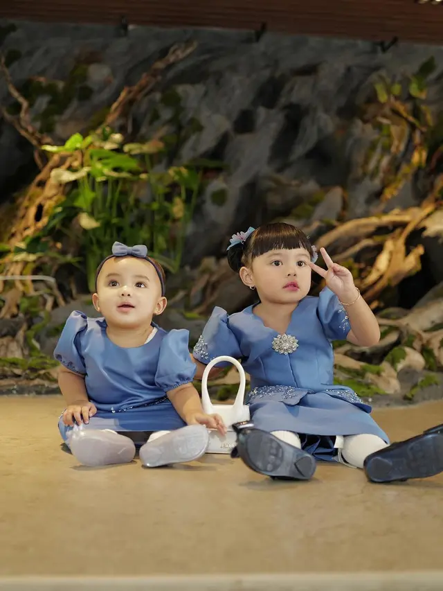 Gaya Kompak Amora Lemos, Arsy Hermansyah, dan Ameena Atta Tenteng Tas Branded Puluhan Juta di Lamaran Aaliyah Massaid, Siapa Paling Mahal?