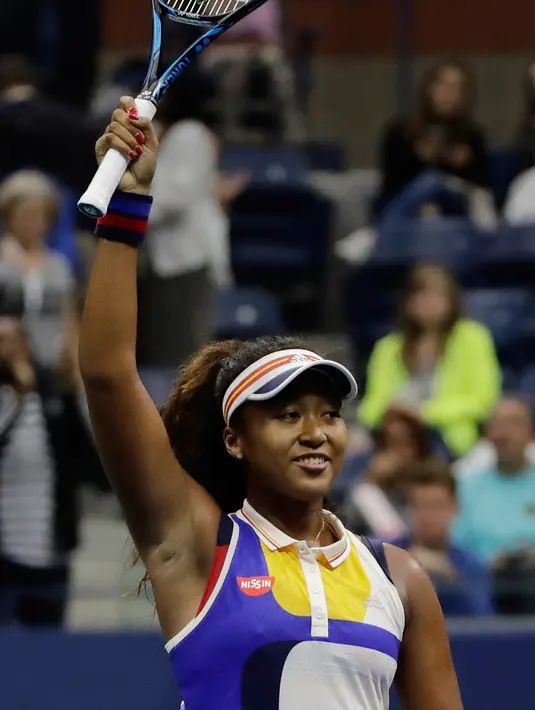 Petenis Jepang, Naomi Osaka bereaksi usai mengalahkan petenis Jerman, Angelique Kerber pada putaran pertama AS Terbuka 2017 di New York, Selasa (29/8). Ini adalah kemenangan pertamanya atas petenis yang berada di peringkat 10 besar. (AP/Frank Franklin II)
