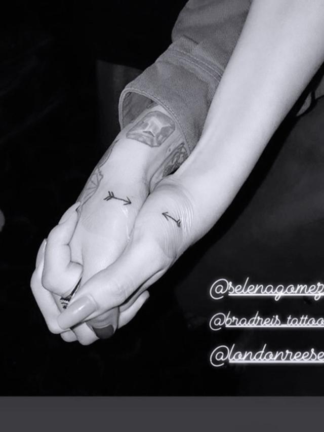 Selena Gomez dan Julia Michaels (Instagram/ SelenaGomez via Kapanlagi.com)