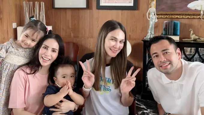 Luna Maya dan Raffi Ahmad bertandang ke rumah Momo Geisha di Malang (Foto: Instagram/@therealmomogeisha)