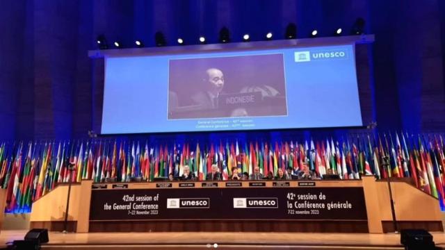 Bahasa Indonesia Jadi Bahasa Resmi di Sidang Umum UNESCO, Presiden Jokowi: Kebanggaan Kita Semua.  foto: Instagram @jokowi