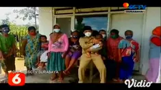 Meski asap abu vulkanik cenderung menipis, namun suara gemuruh dari aktivitas Gunung Raung terus terdengar warga di Kecamatan Songgon, Banyuwangi, Jawa Timur, yang berjarak 8 kilometer. Warga diminta tidak panik, namun tetap waspada.
