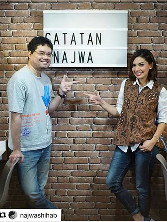 Aksi Ananda Sukarlan Walk out itu juga disayangkan oleh pihak Kolase Kanisius. Tanggal 11 November 2017 kemarin, Ananda berjalan keluar ruangan saat Anies Baswedan, tengah berpidato di atas panggung acara SMA-nya. (Instagram/anandasukarlan)