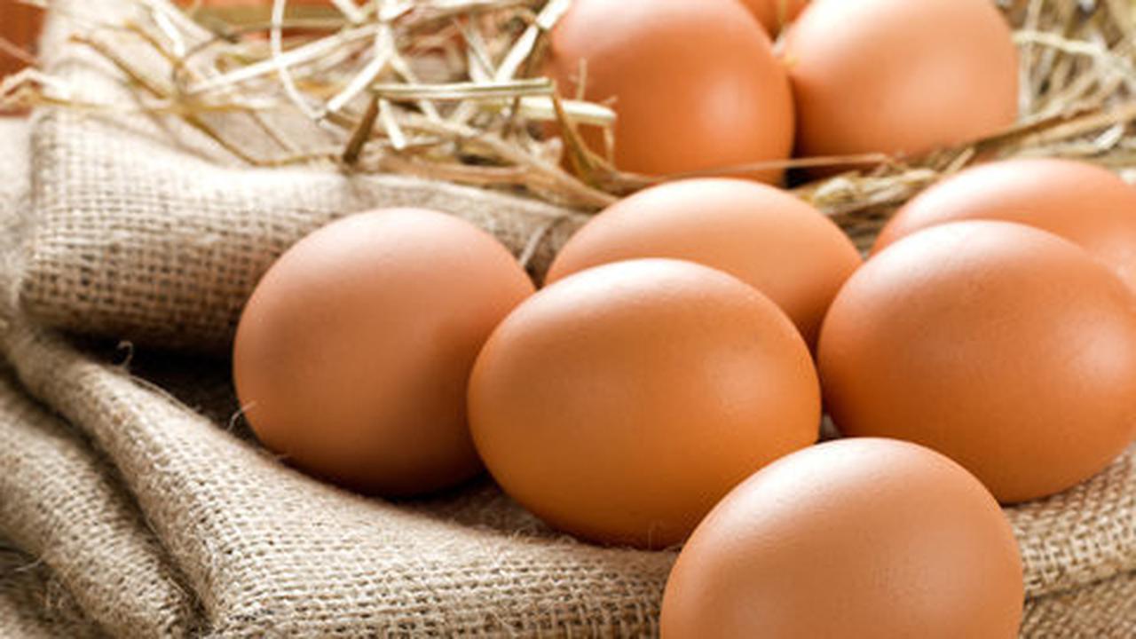 Trik masukkan telur bulat ke dalam botol tanpa pecah