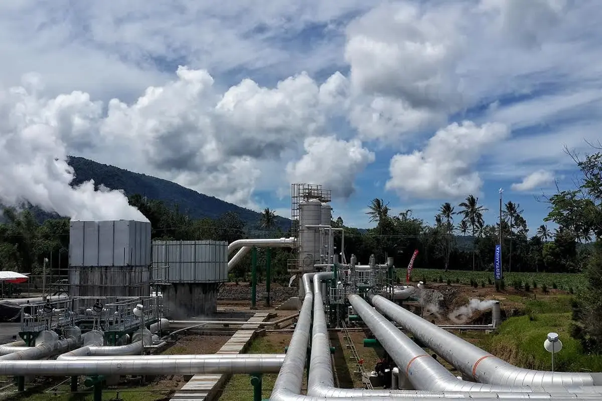 Presiden Joko Widodo (Jokowi) meresmikan 3 proyek infrastruktur Pembangkit Listrik Tenaga Panas bumi (PLTP) yang dibangun PT Pertamina (Persero). (Liputan6.com/Pebrianto Eko Wicaksono)
