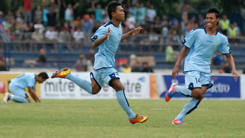 persela-lamongan-131220c.jpg