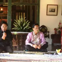 Sultan Hamengku Buwono X  dan Ratu Hemas (Liputan6.com/Fathi Mahmud)