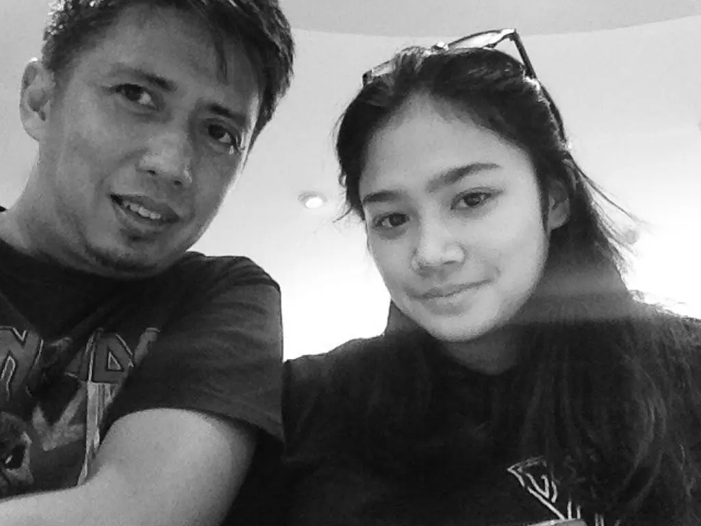 Potret kebersamaan mantan suami Mulan Jameela bersama anak-anaknya. (Instagram/harry.nugraha09)