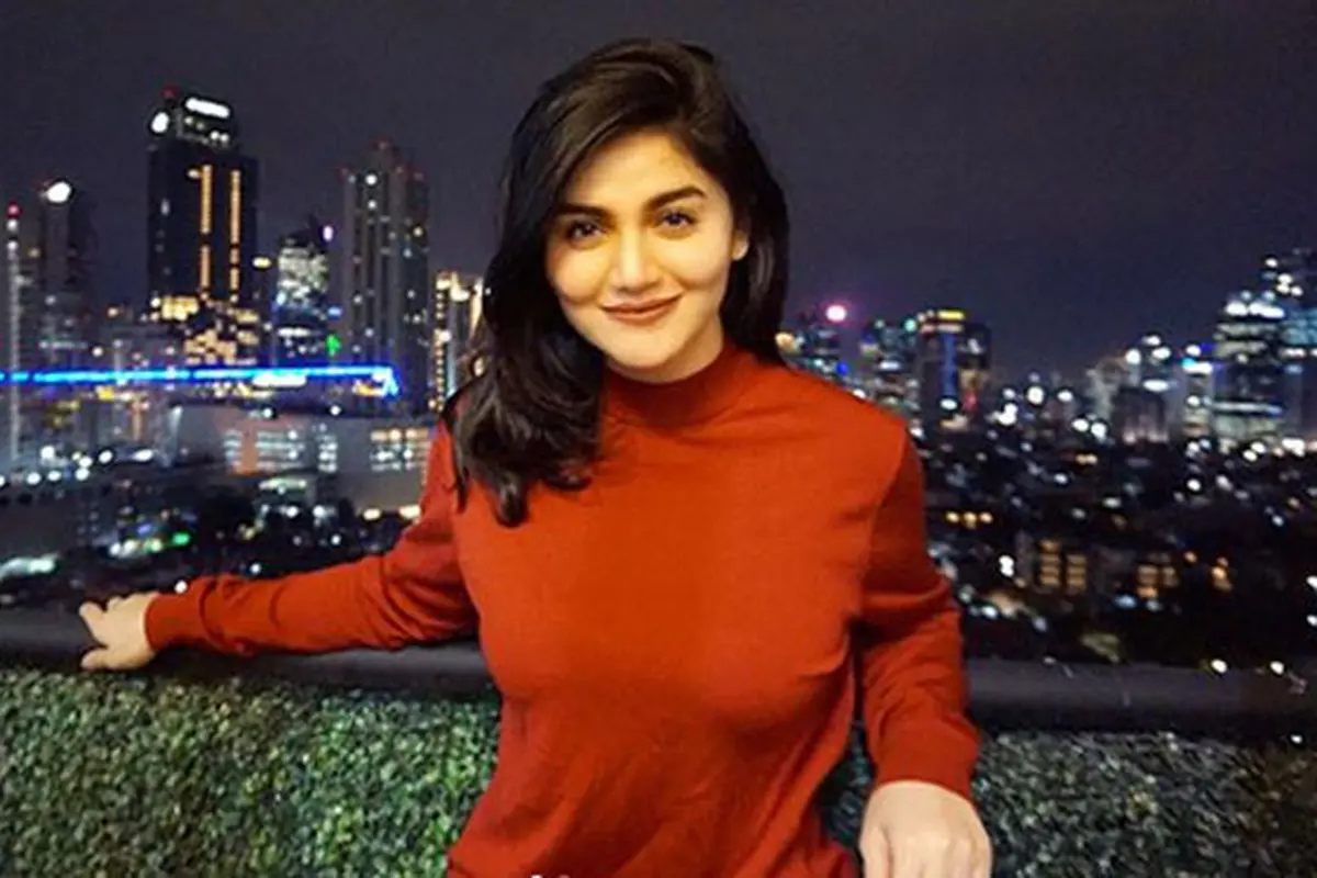 [Bintang] Hilda Vitria